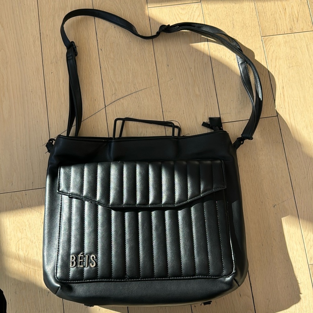 Beis special addition laptop massanger bag. Sold out on Beis website
